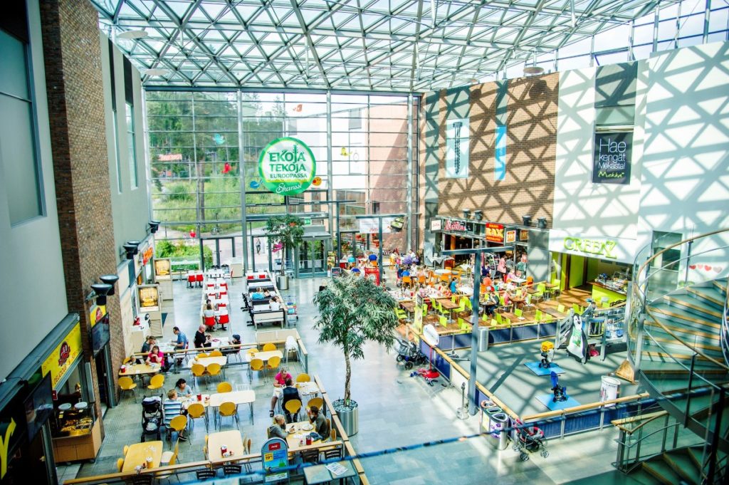 An ecological shopping centre that has found its audience